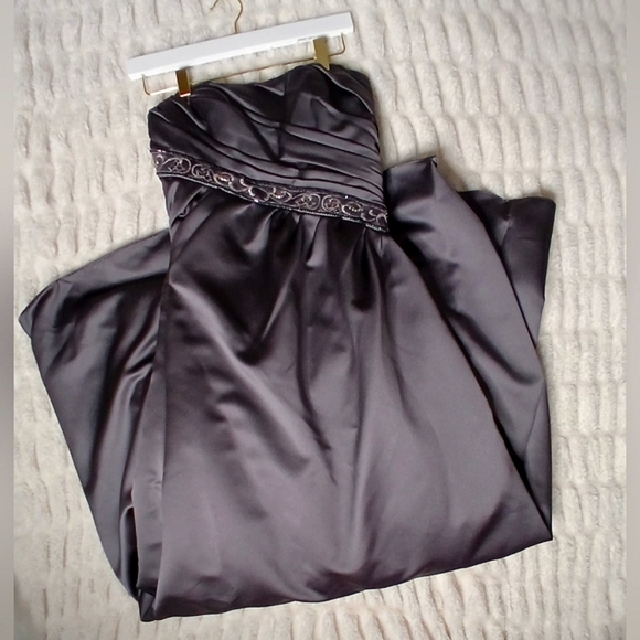 David's Bridal Elegant Smokey Gray Strapless Dress - Picture 12 of 12